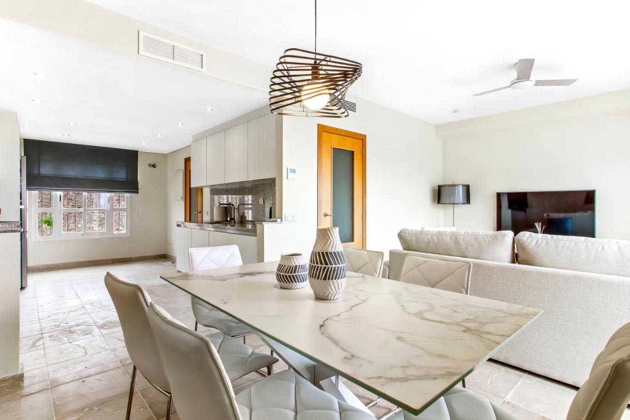 Villa Townhouse With Spectacular Views Of Gibraltar *