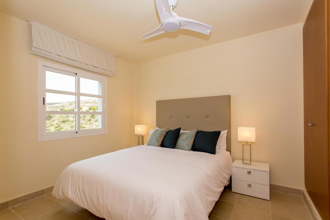 Townhouse With Spectacular Views Of Gibraltar