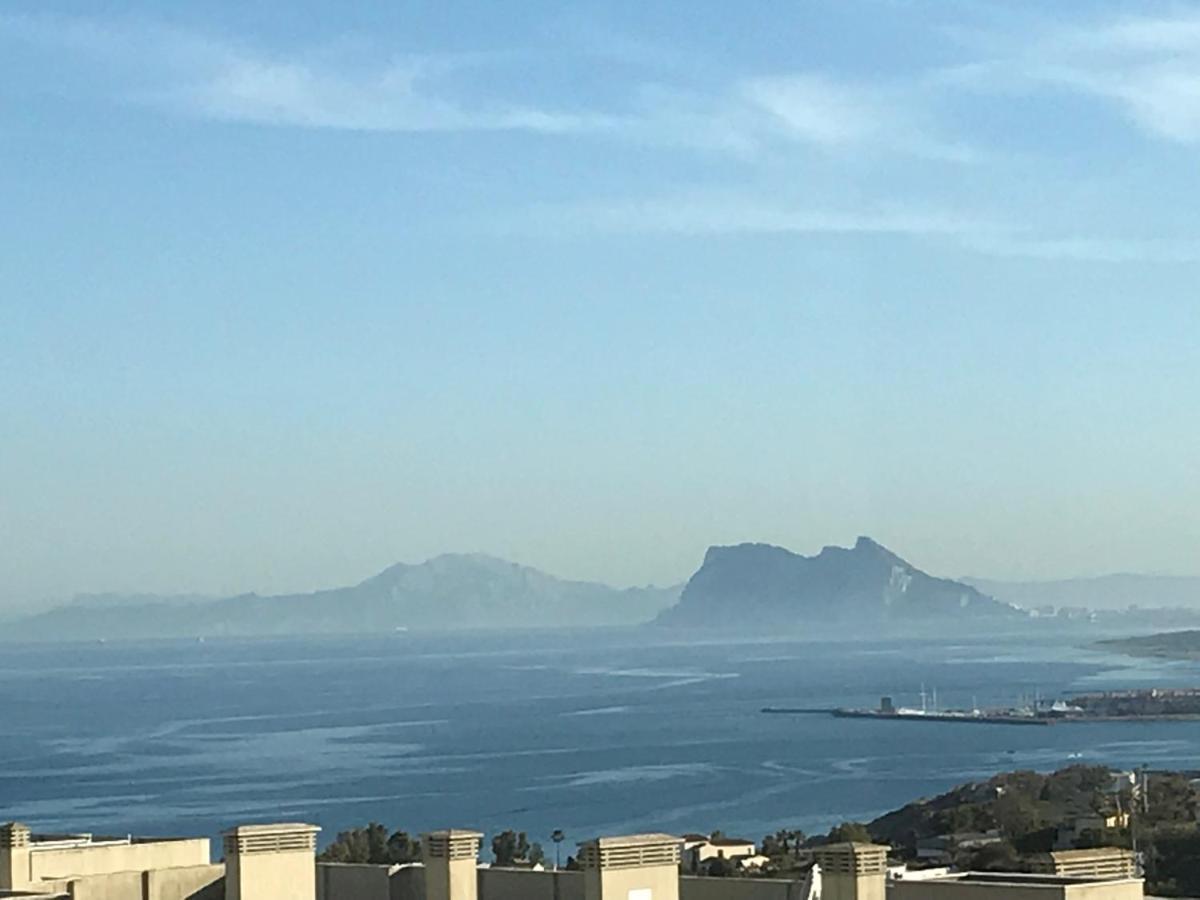 Townhouse With Spectacular Views Of Gibraltar * Manilva